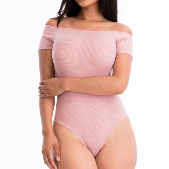 139. Scoop neck bodysuit snap between legs choose: mauve, black, navy, or white - Picture 2 of 9